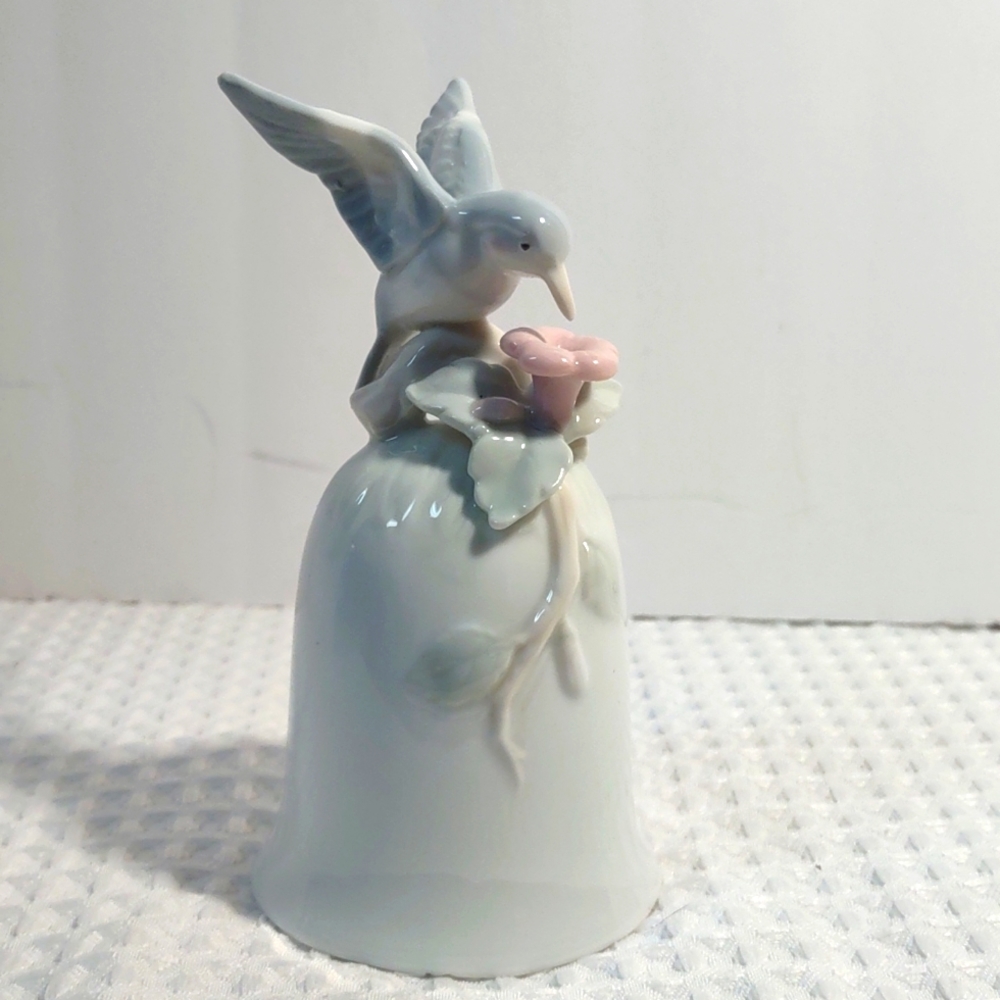 George Good Hummingbird Bell
